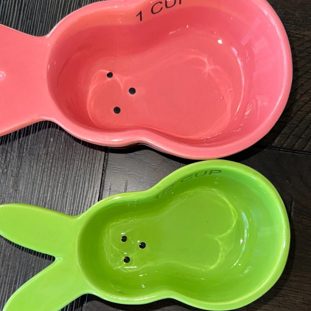 Colorful Rabbit-Shaped Measuring Cups Set - Picture 3 of 7